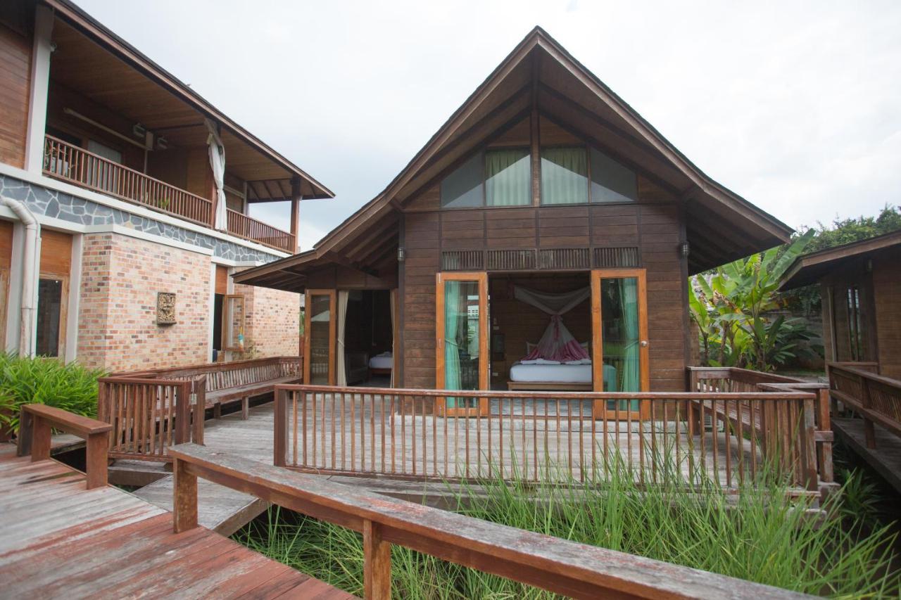 100 Islands Resort & Spa Surat Thani Ngoại thất bức ảnh